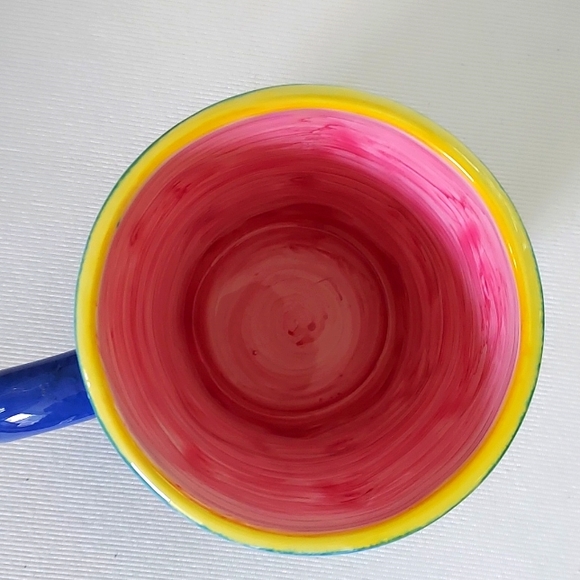 CHICAGO Souvenir Mug Hand-Painted & Embossed Design - Picture 5 of 9